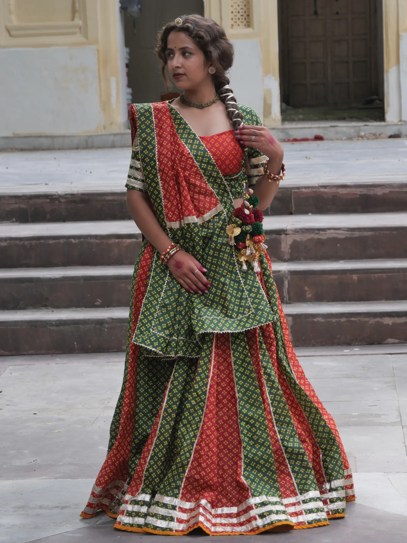 bandhani lehnga gottwork